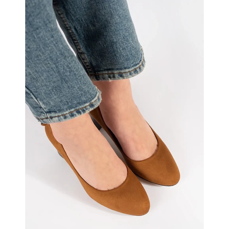 Goodin Brązowe zamszowe czółenka na słupku 1