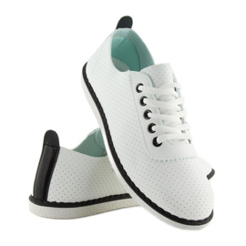 Tenisówki damskie białe L-6 Black 1