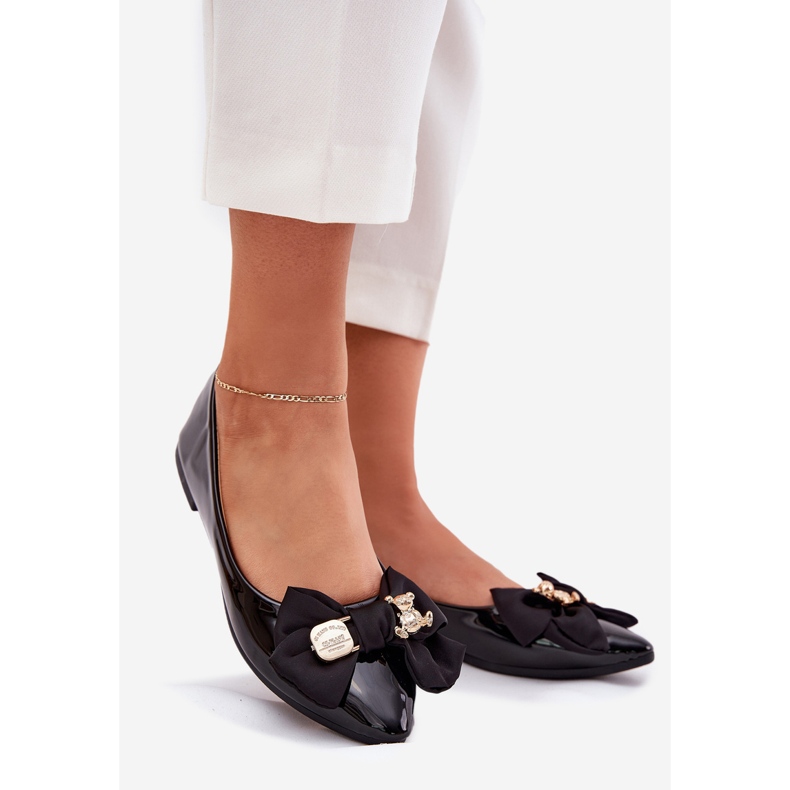 Lakierowane Baleriny Z Kokardą I Złotą Broszką Czarne 1