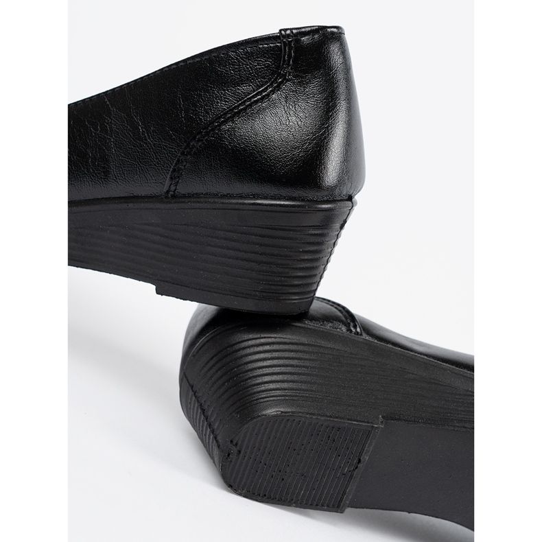 Czarne wsuwane półbuty z kokardką 1