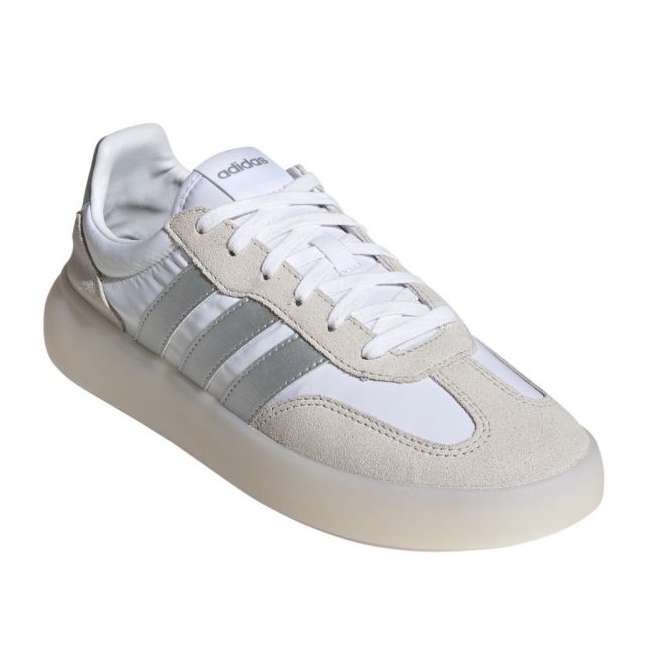 Buty adidas Barreda Decode W JI2321 białe 1