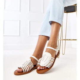 Białe sandały rzymianki płaskie Everlay 1