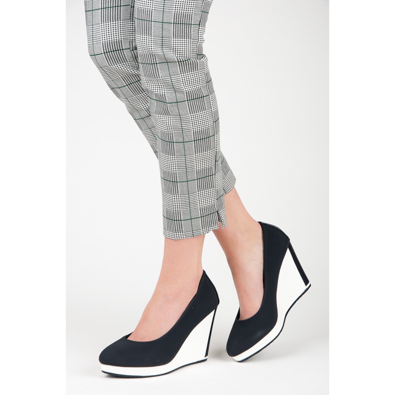 Vices Granatowe czółenka na koturnie niebieskie 1