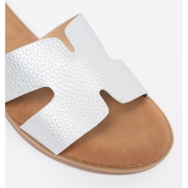 Shelvt Srebrne klapki damskie z wycięciami srebrny 1