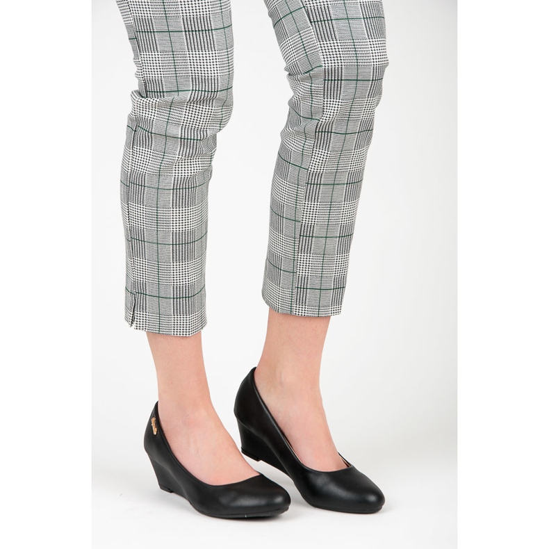 Super Me Czarne czółenka na koturnie 2