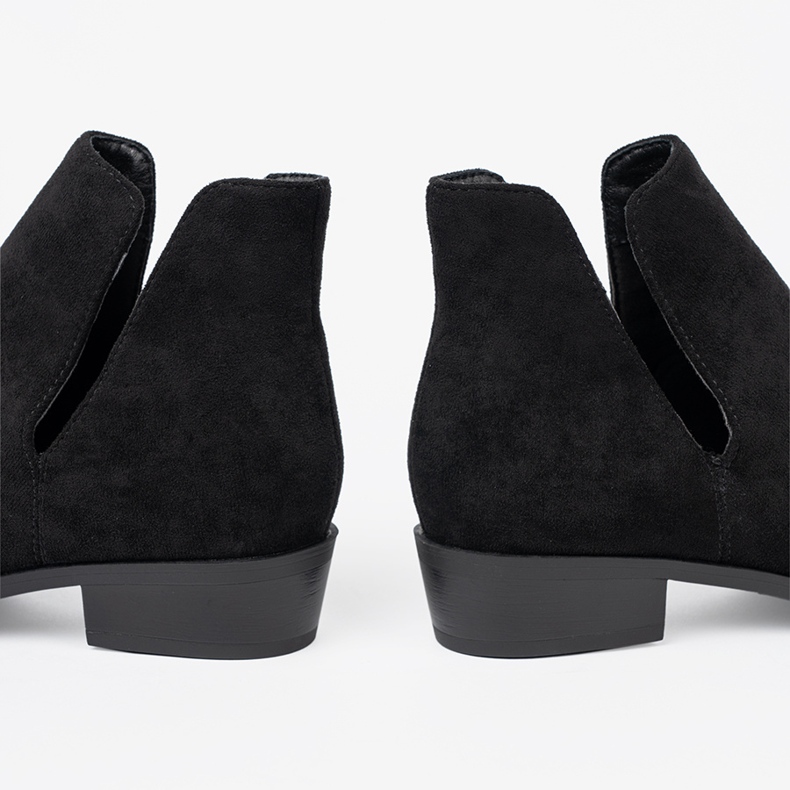 Seastar Czarne botki z wycięciami 1