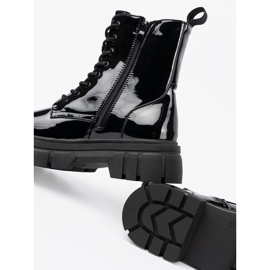 Shelvt Czarne lakierowane workery na masywnej podeszwie 2