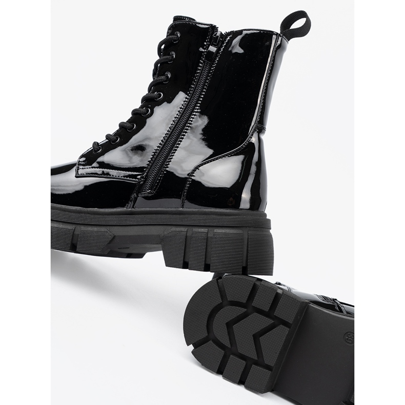 Shelvt Czarne lakierowane workery na masywnej podeszwie 2