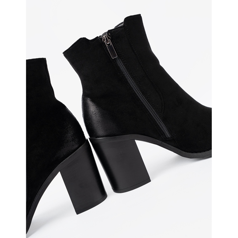 Shelvt Czarne zamszowe botki na wysokim słupku ocieplane 1