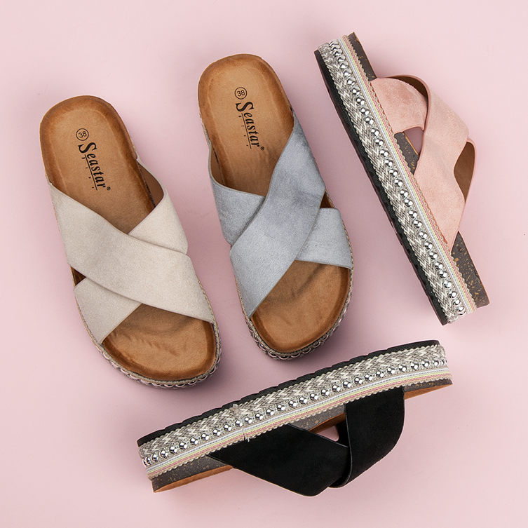 Seastar Zamszowe klapki na platformie czarne 1