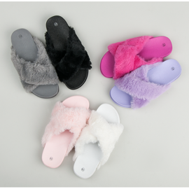 Stylowe klapki z futerkiem szare 1