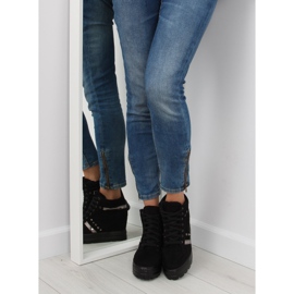 Sneakersy damskie czarne AT-0650-L Black 1