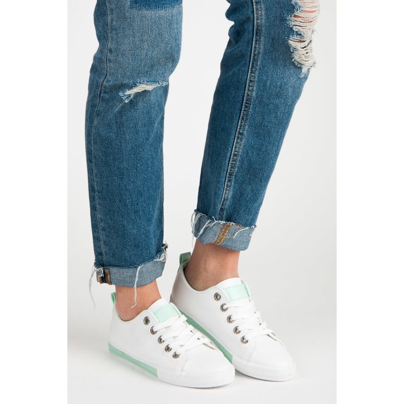 Wiązane trampki białe 1