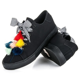 Ideal Shoes Czarne trampki z frędzlami 2