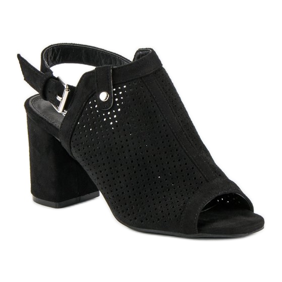 Ażurowe sandały z cholewką czarne 1