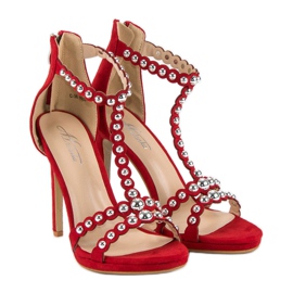 Eleganckie czerwone sandałki 1