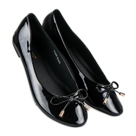 Ideal Shoes Lakierowane czarne baleriny 3