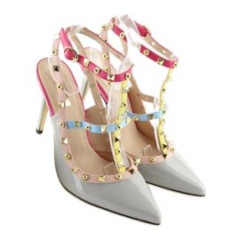 Czółenka na szpilce z ćwiekami szare 1381 1