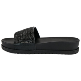 Stylowe czarne klapki 1