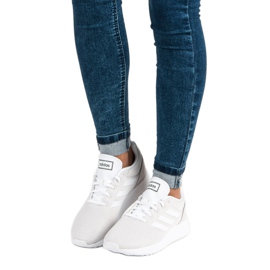 Adidas Run 70S B96563 brązowe 2