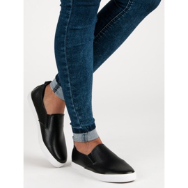 Czarne slipony damskie 1