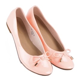 Ideal Shoes Lakierowane różowe baleriny 1
