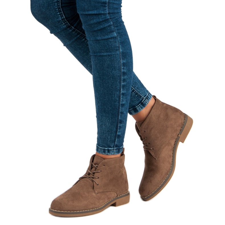 Niskie wiązane botki brązowe 2