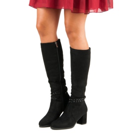 Zamszowe kozaki na słupku czarne 1