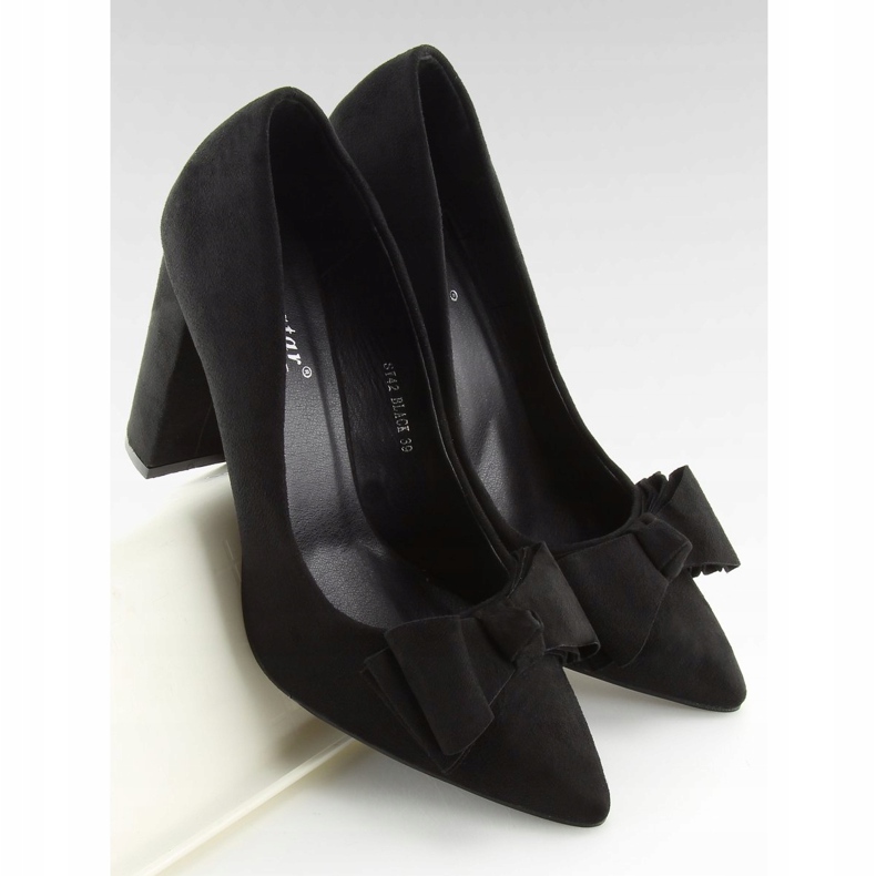 Czółenka na słupku czarne SY42 Black 1