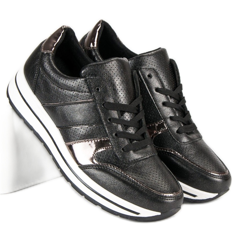 Czarne sneakersy 2