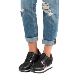 Wiązane buty sportowe czarne 1