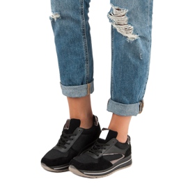 Modne obuwie sportowe czarne 1