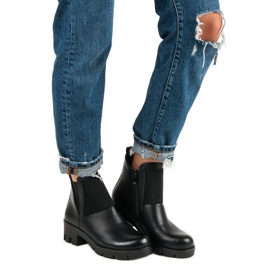 Czarne botki na obcasie vinceza 1