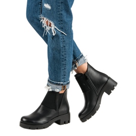 Czarne botki na obcasie vinceza 2