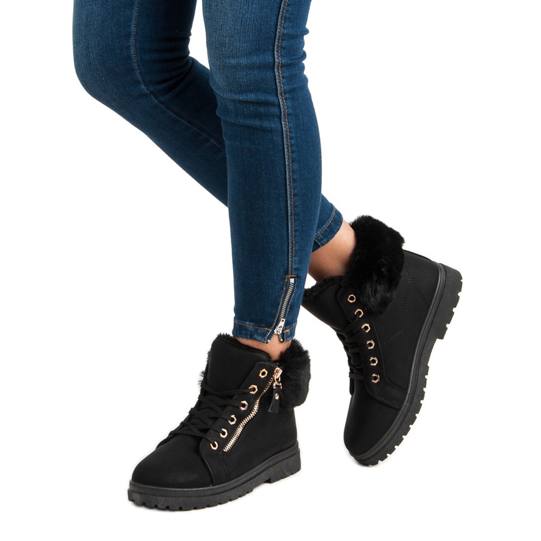 Ocieplane wiązane botki czarne 2