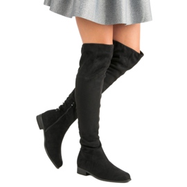 Czarne kozaki muszkietrki 2