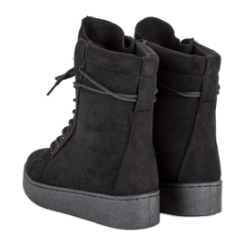 Wiązane obuwie na zimę czarne 2