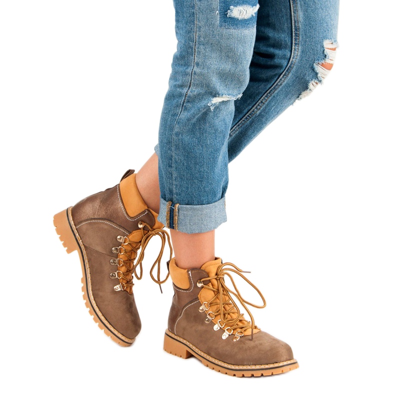 Brązowe trapery damskie 2