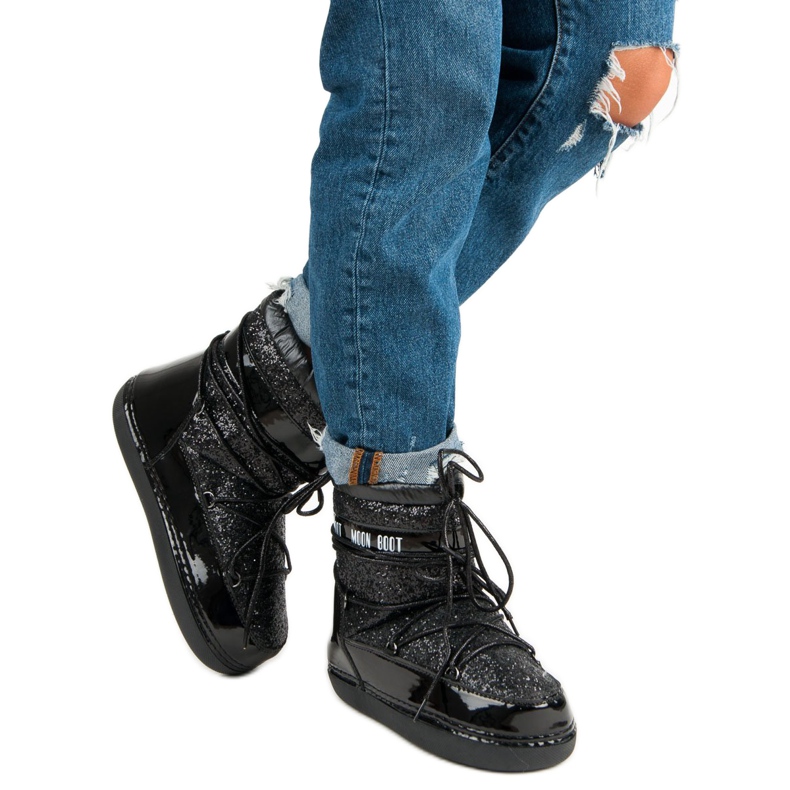 Modne czarne śniegowce 2