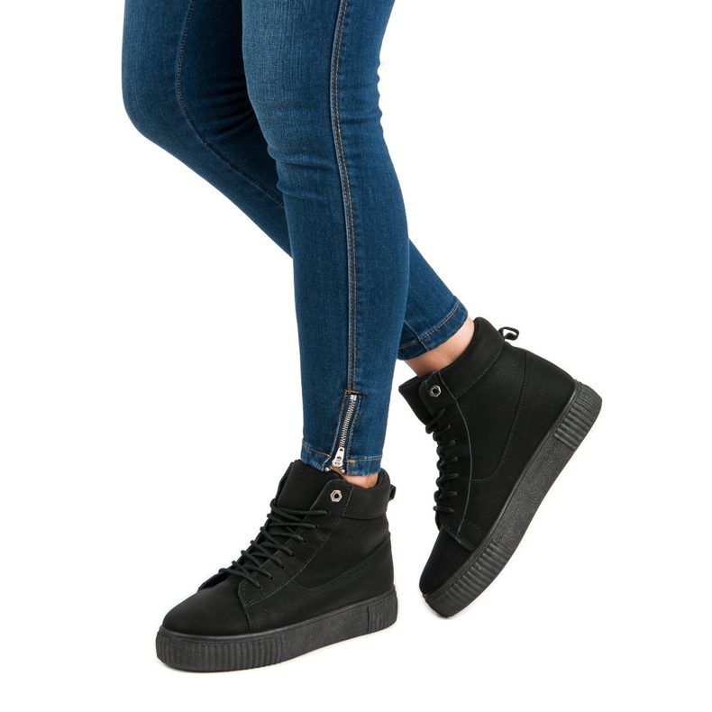 SDS Czarne sportowe botki 1