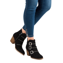 Casualowe botki na obcasie czarne 2