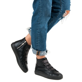 Czarne trampki nad kostkę 2