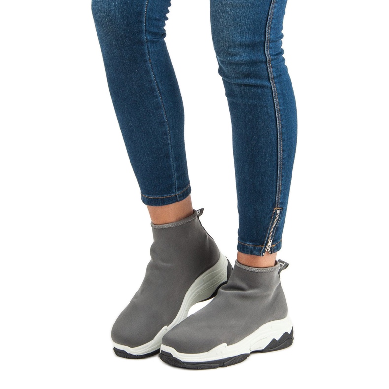 Modne Buty Sportowe szare 1