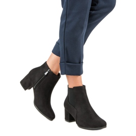 Nio Nio Czarne zamszowe sztyblety 1