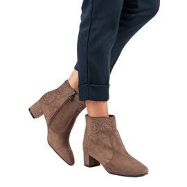 Stylowe Zamszowe Botki brązowe 1