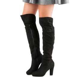 Zamszowe kozaki na słupku czarne 1