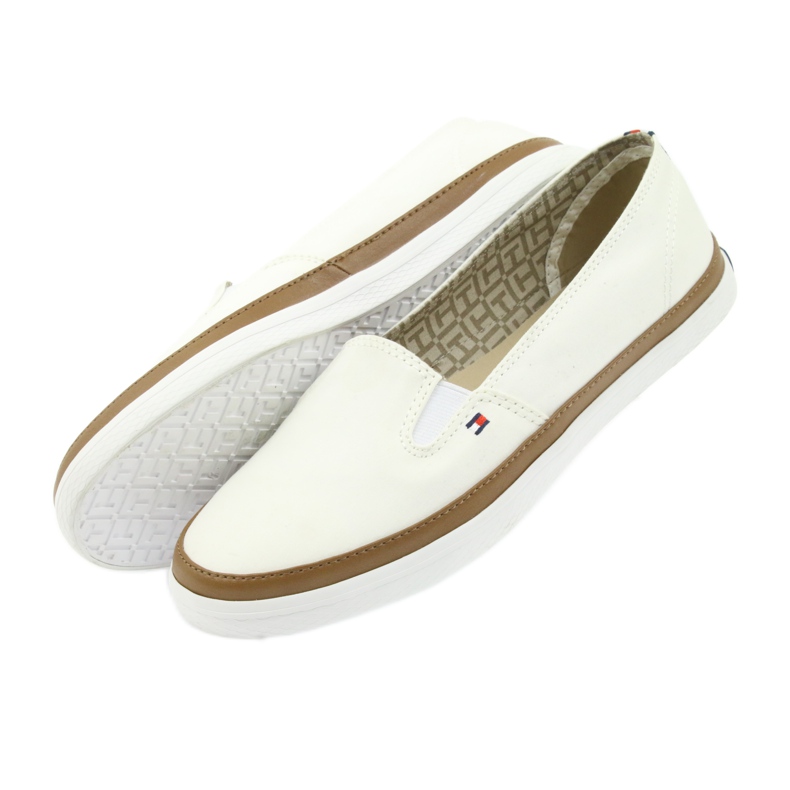 Tommy Hilfiger ICONIC KESHA SLIP ON 121 białe 4