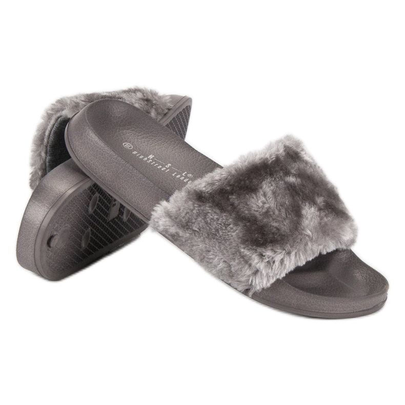 Szare klapki z futerkiem 2