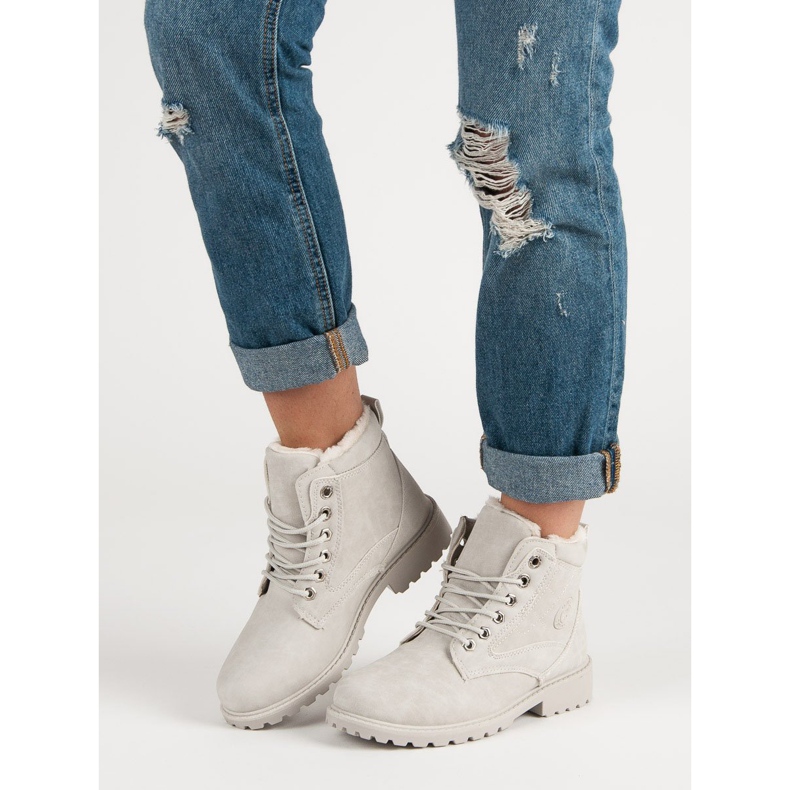 Klasyczne Szare Trapery 2