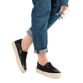 Modne Czarne Trampki 2